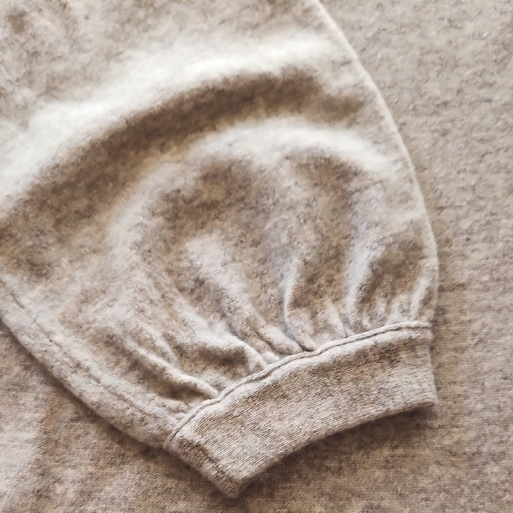 NWT Vince Gray Cashmere Sweater - Picture 7 of 10